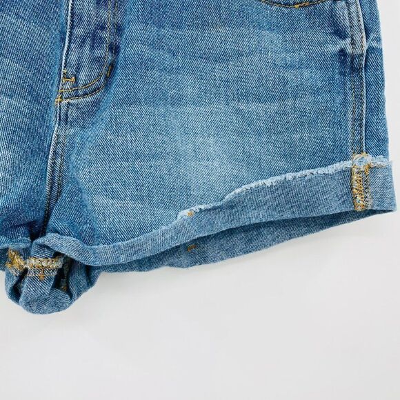 Kendall & Kylie Size 29 Light Wash Cuffed High Rise Denim Shorts - Picture 4 of 8